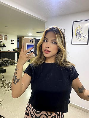 Am I hot material or just cute girl material? F19'