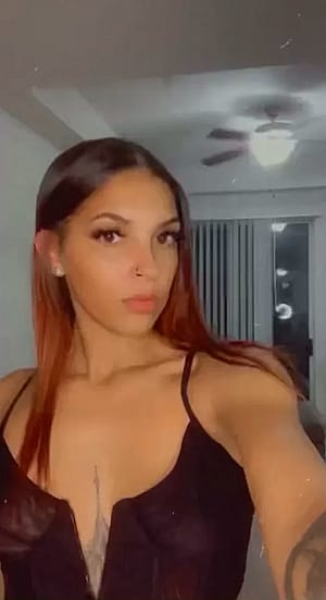 i feel hot in this, am i right? 24F'