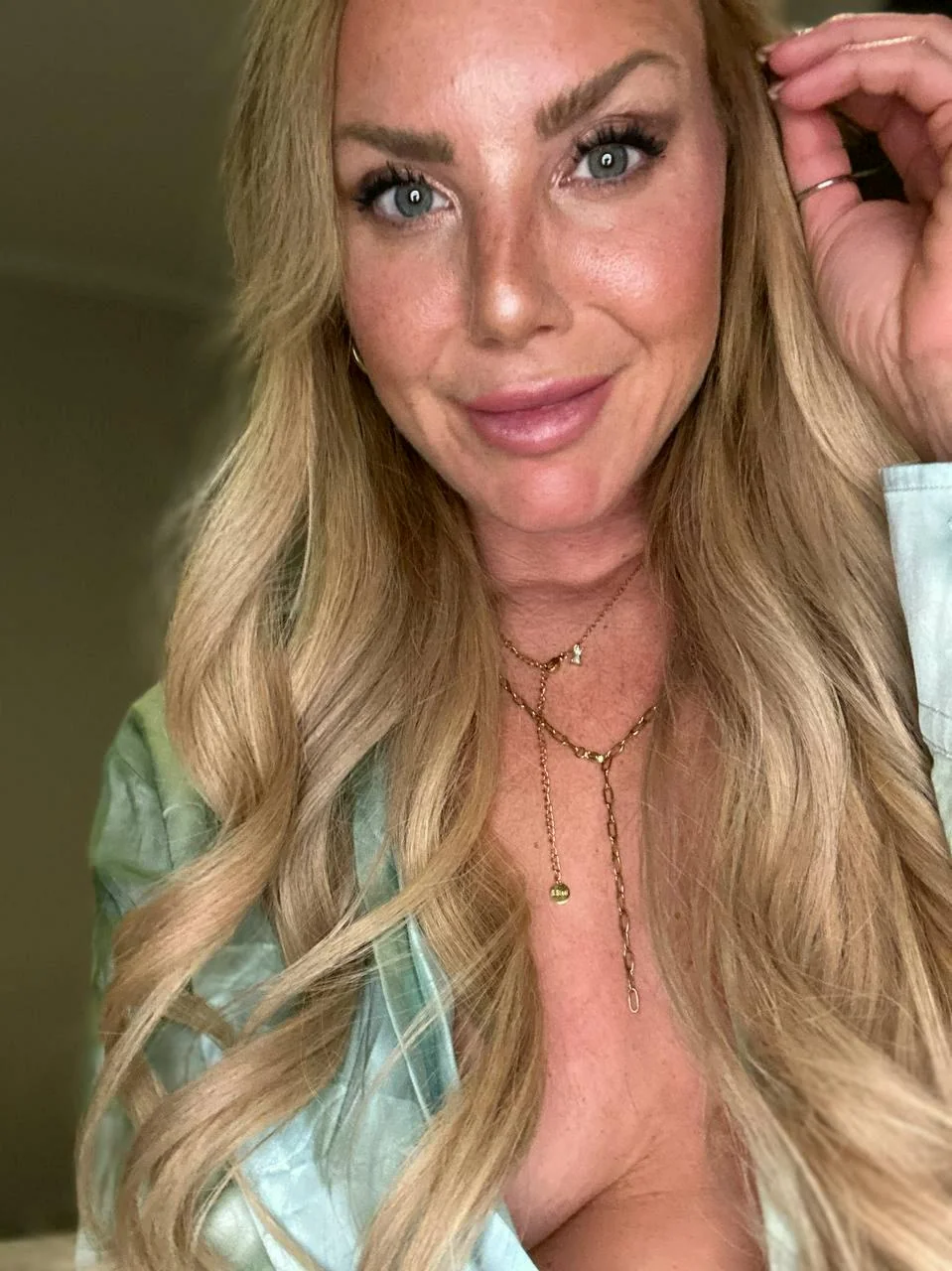 Feeling sexy and unstoppable today picture 1 of 1
