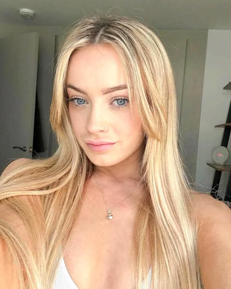 Embracing every side! F19 picture 1 of 1