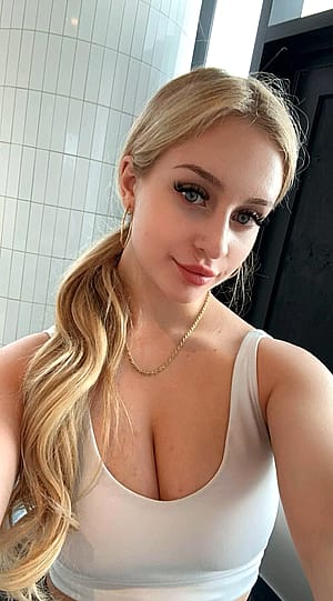 Dolled up and ready to go out'