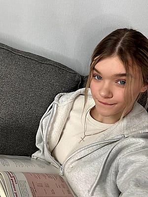 Am I hot enough? F18'