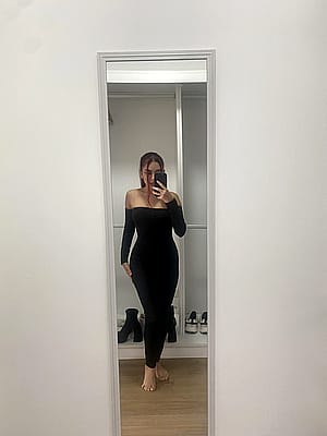 I love black'