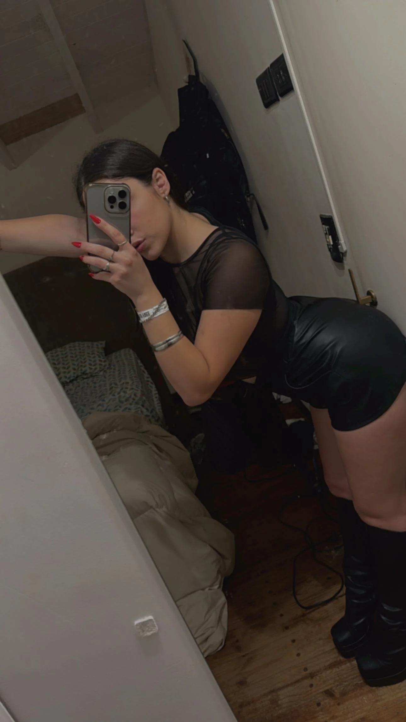 do you like this photo? picture 1 of 1