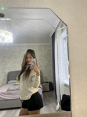 considered classy? and yes im cold🥺'