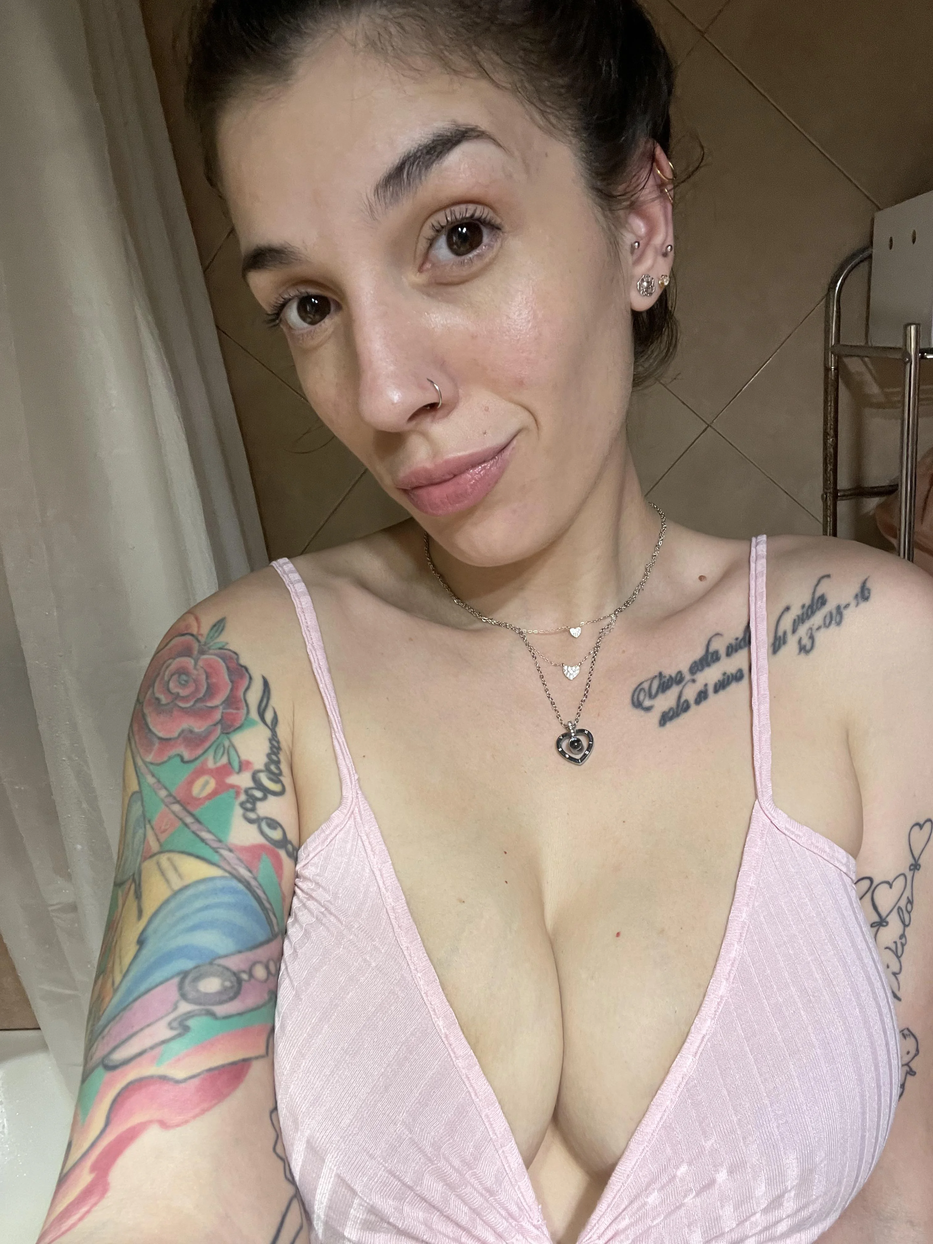 Still got it as a Latina mom in her 30s picture 1 of 1