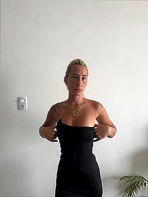 You think I'm hot?'