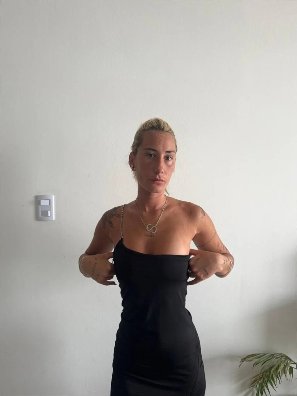 You think I'm hot? picture 1 of 1