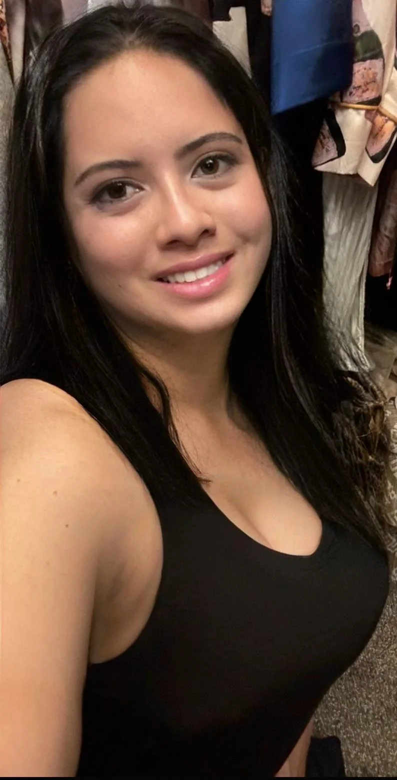 Birthday in a few more days…am I still hot? Or too old? 😔 F/33 picture 1 of 1