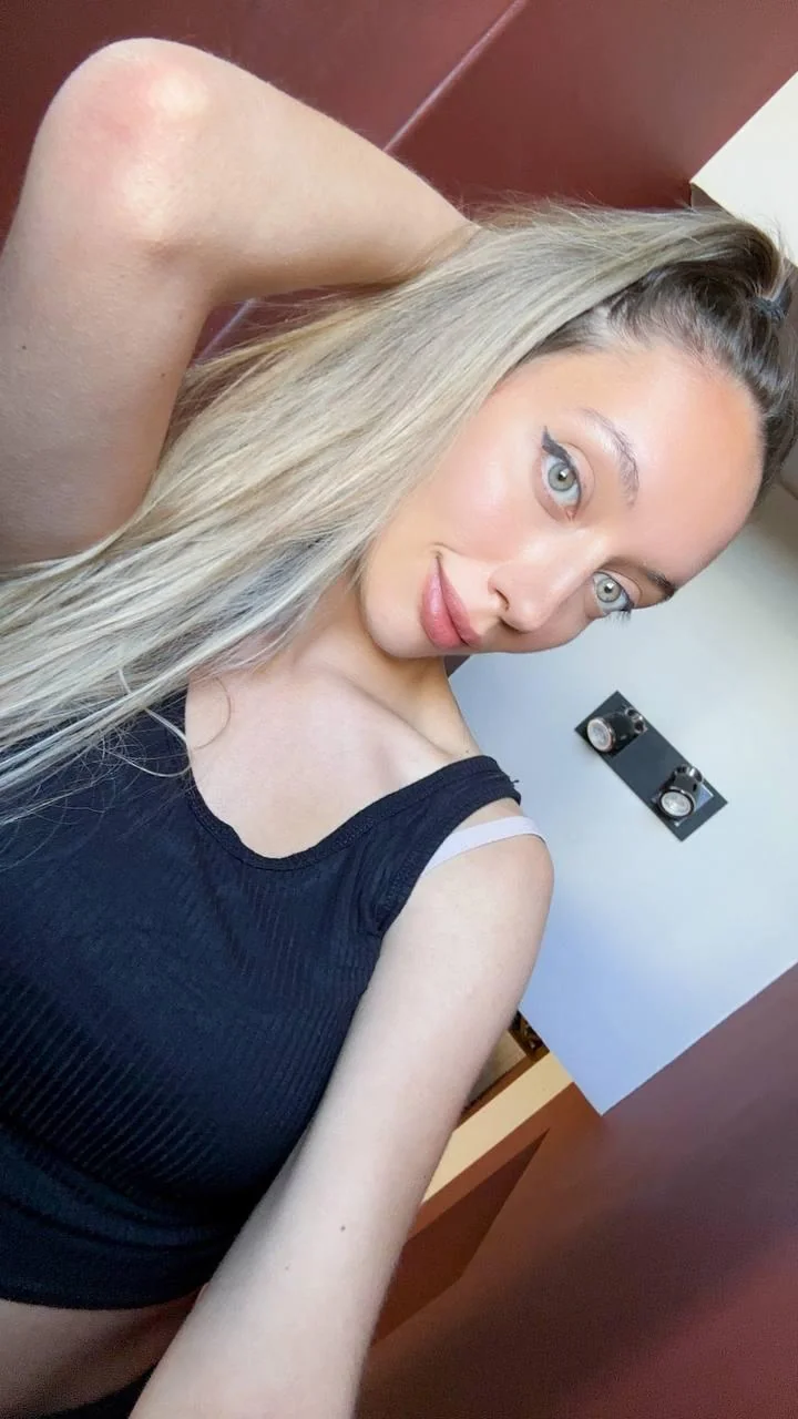 do you find me sexy? picture 1 of 1