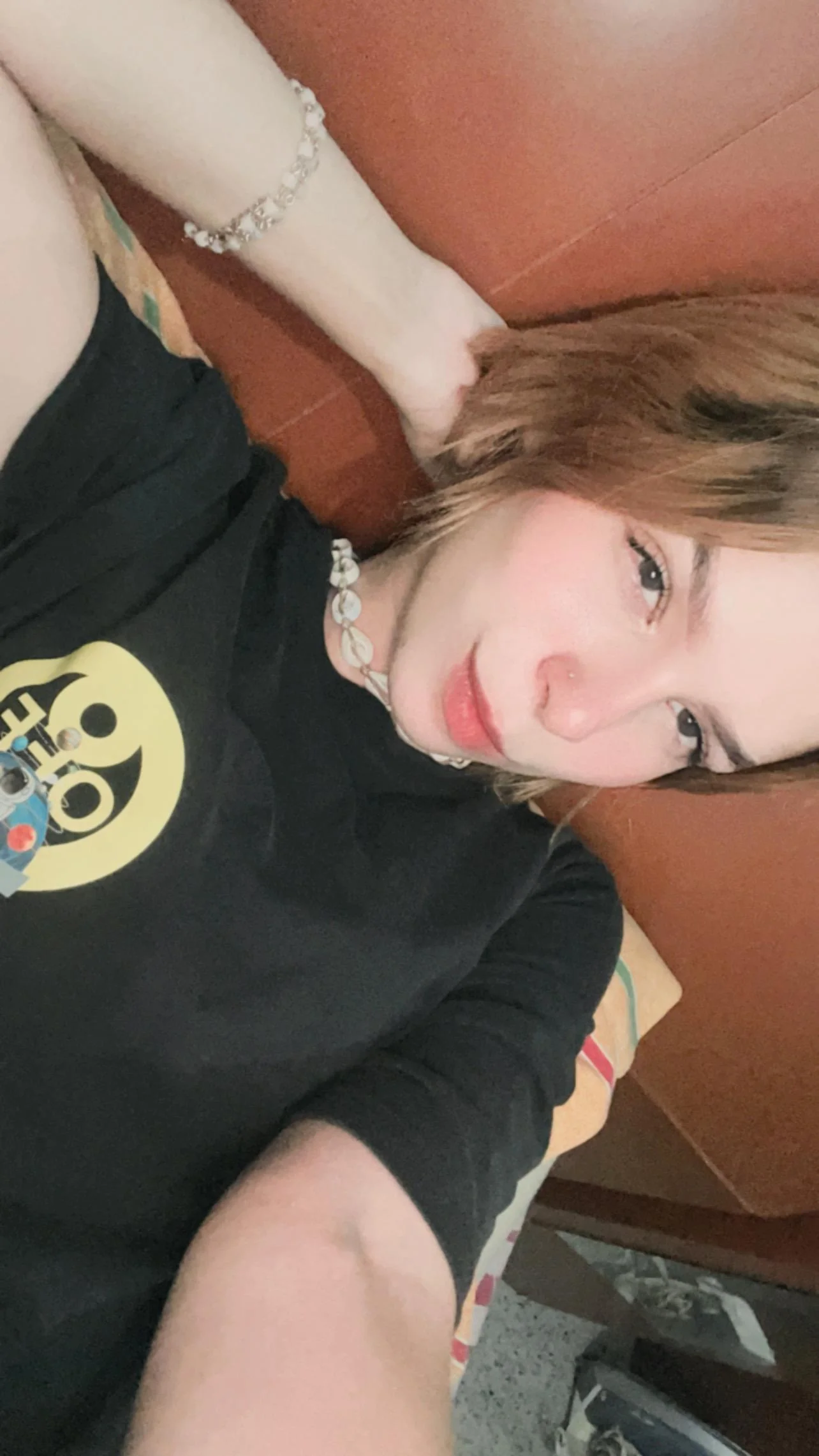 feeling pretty today picture 1 of 1