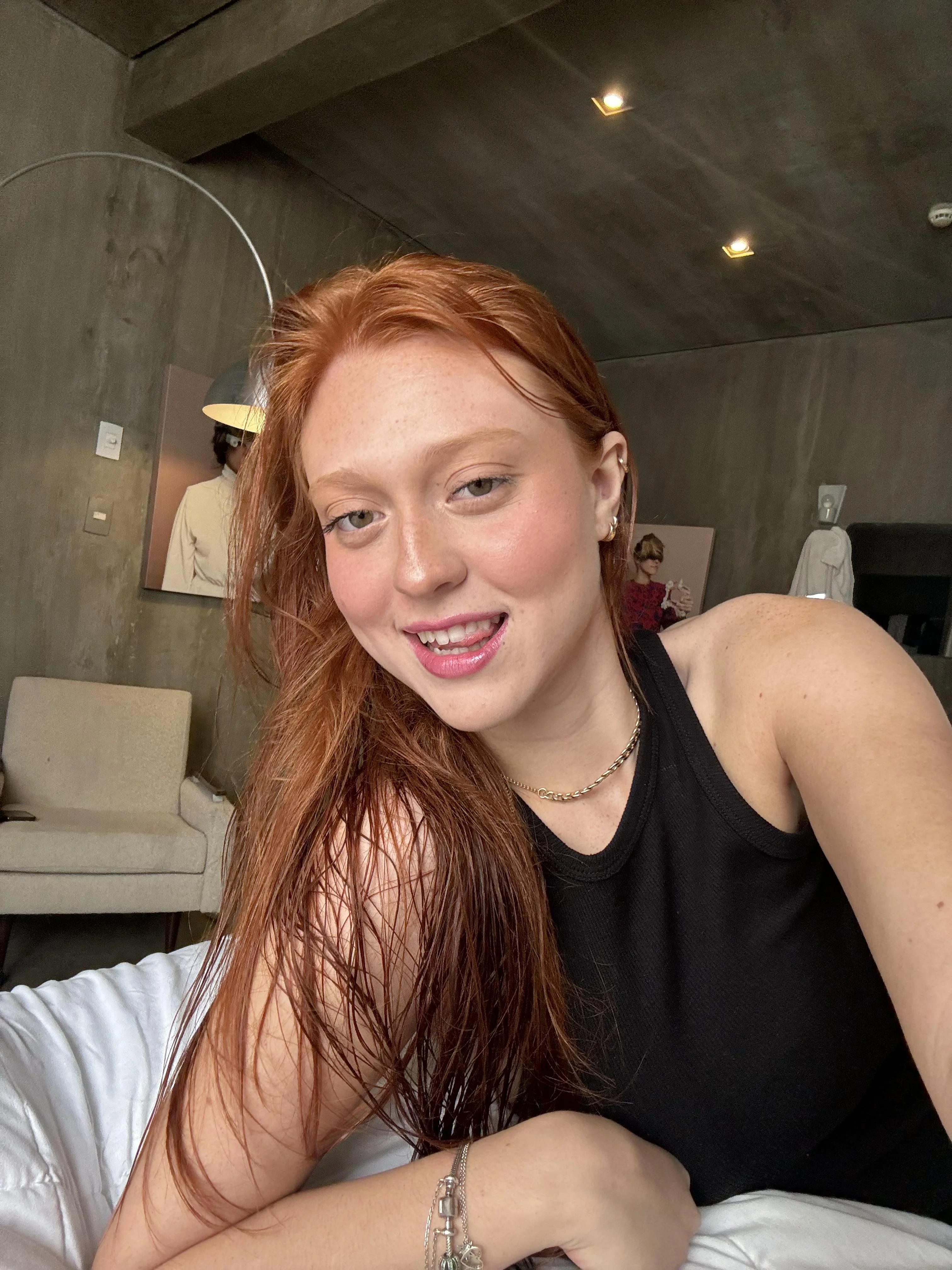 Do you date redheads? picture 1 of 1