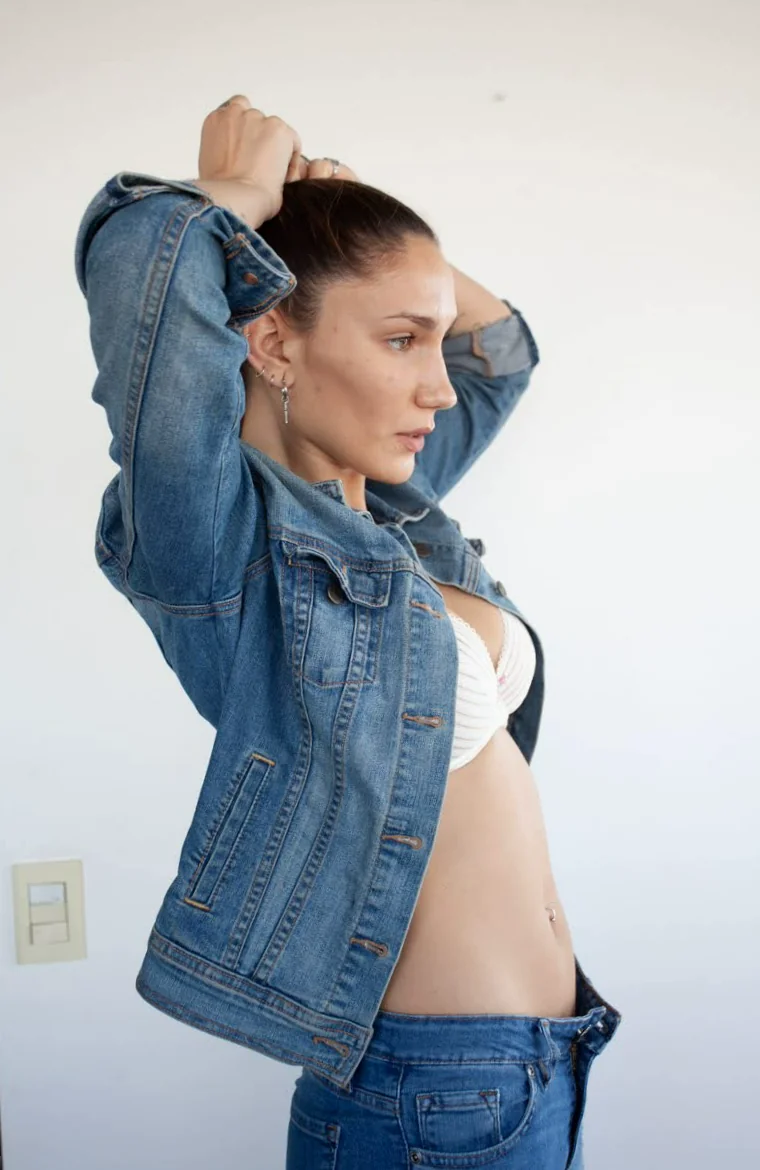 Be Honest Am I hot picture 1 of 1