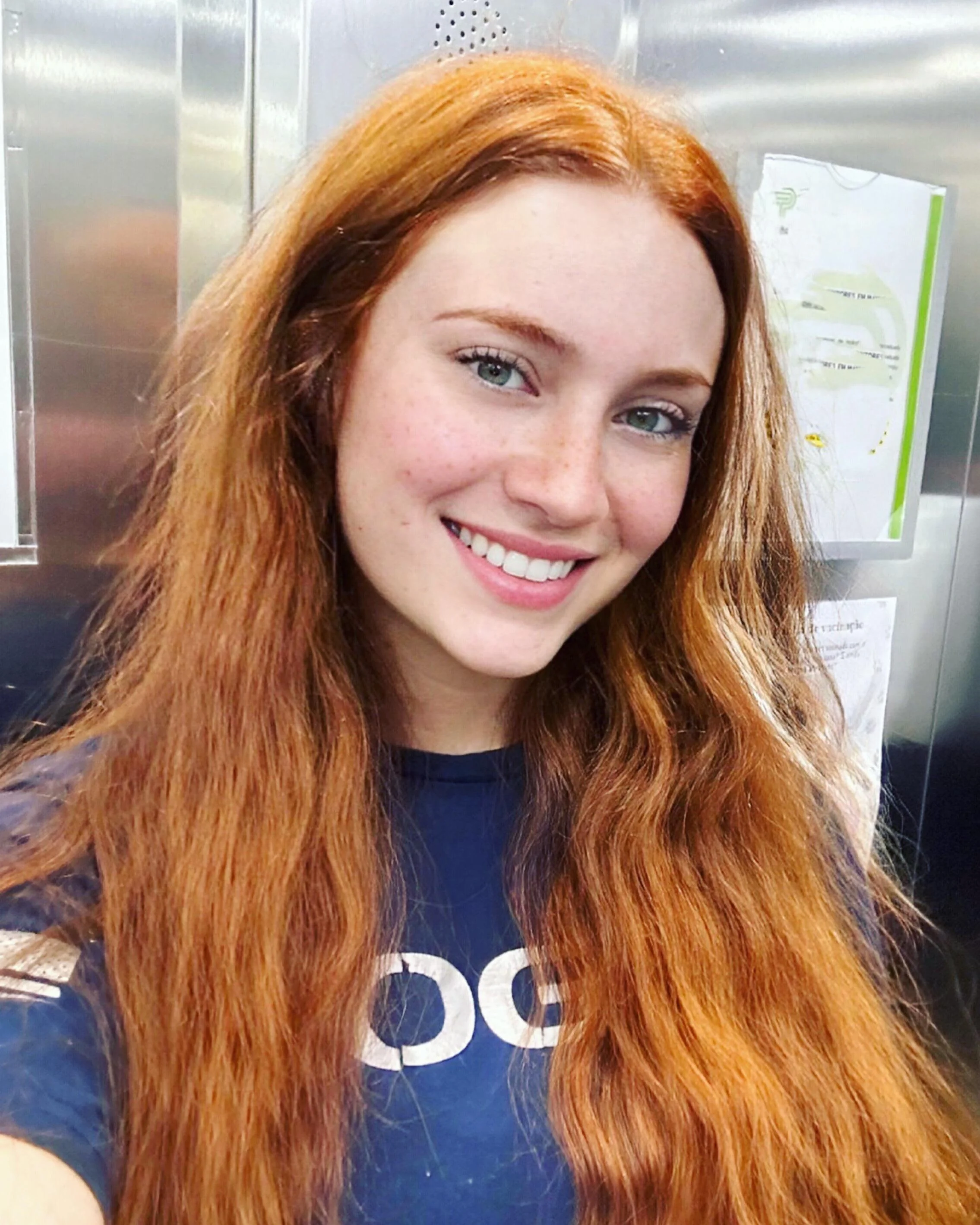 Am I hot without makeup? F30 picture 1 of 1