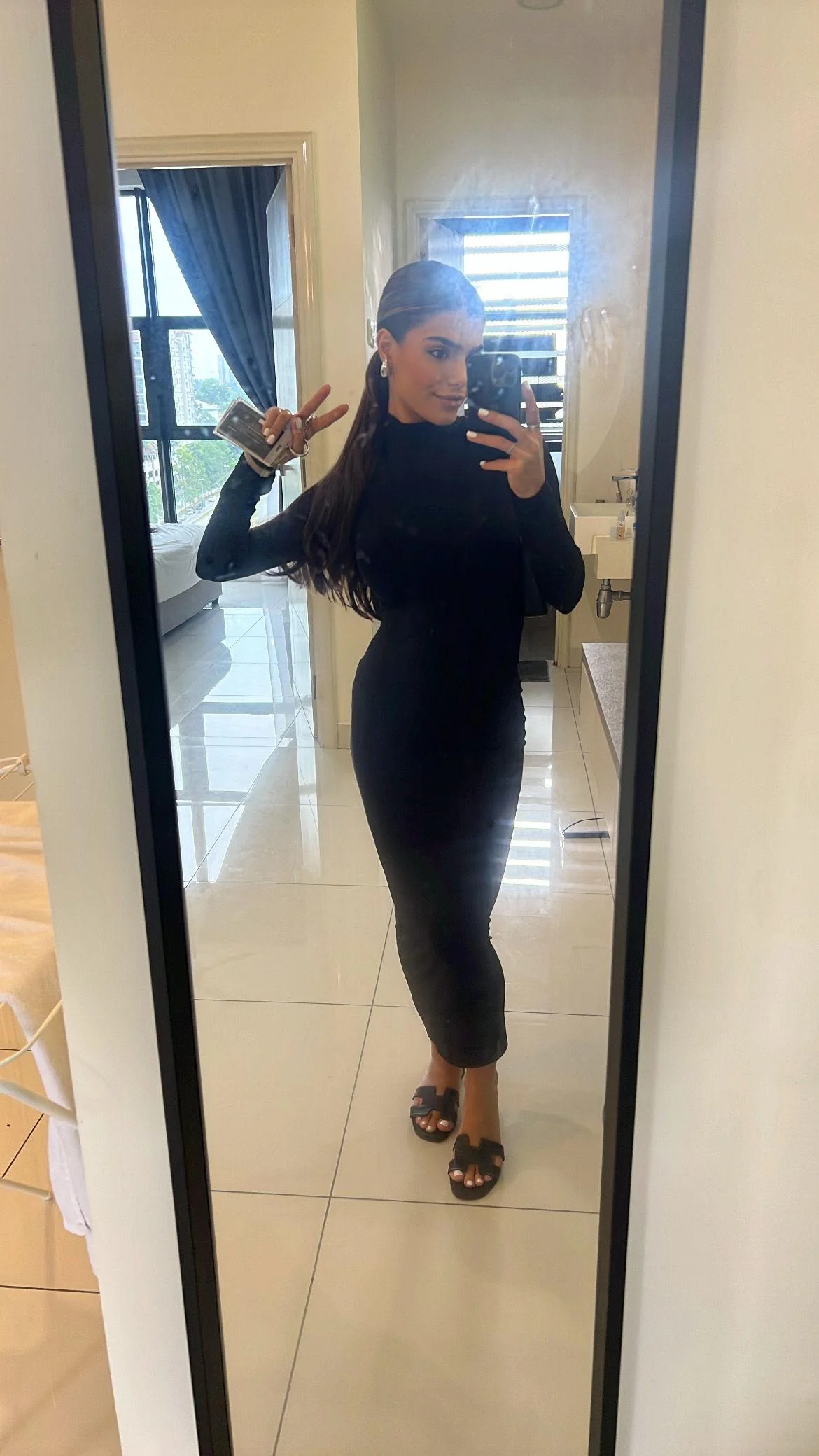 Classy look picture 1 of 1
