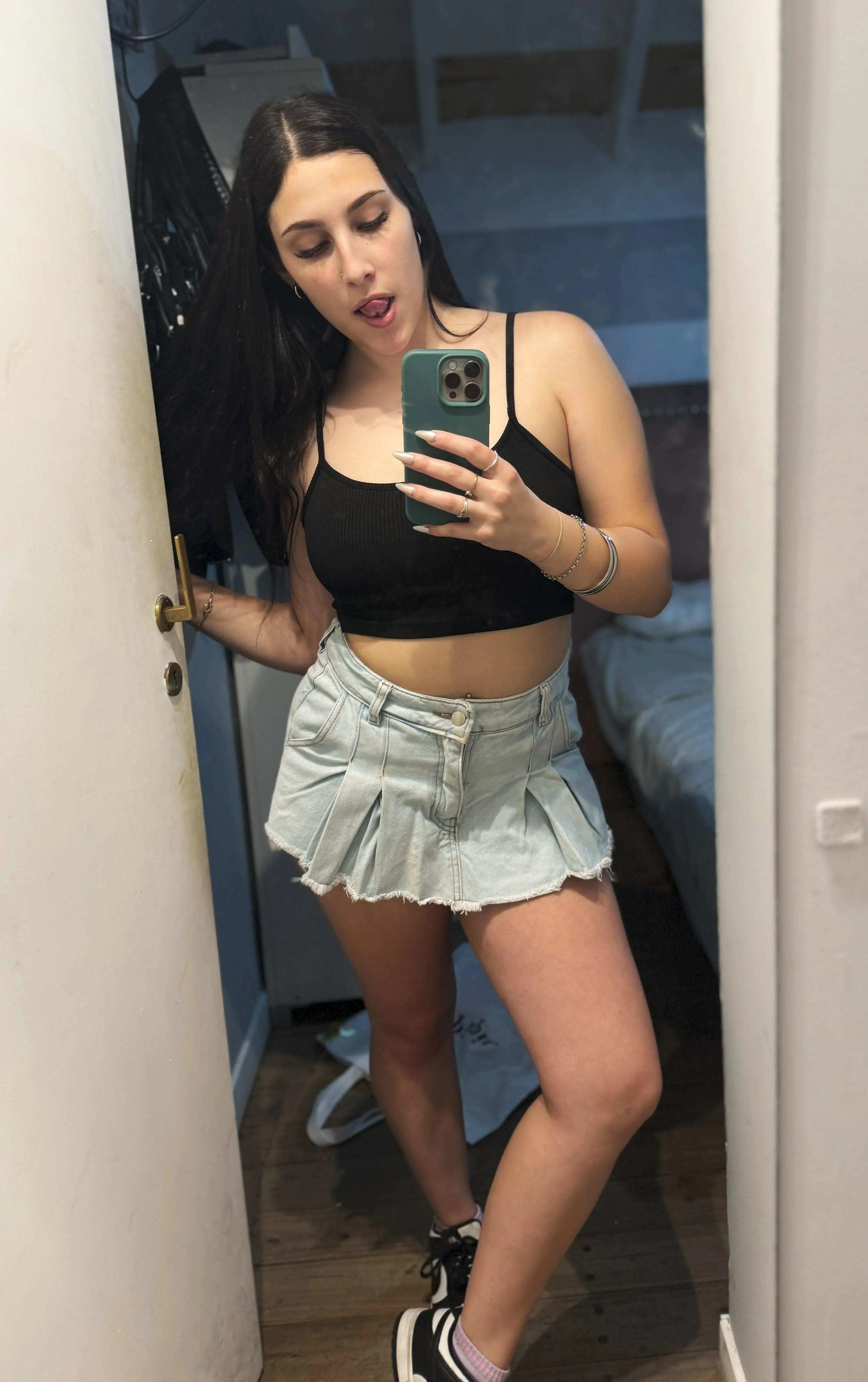 am i cute guys? picture 1 of 1