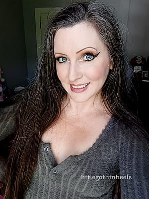 do you think blue eyes are hot (43F)'