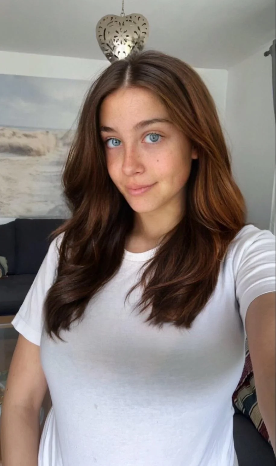 F19 am I hot or not? picture 1 of 1