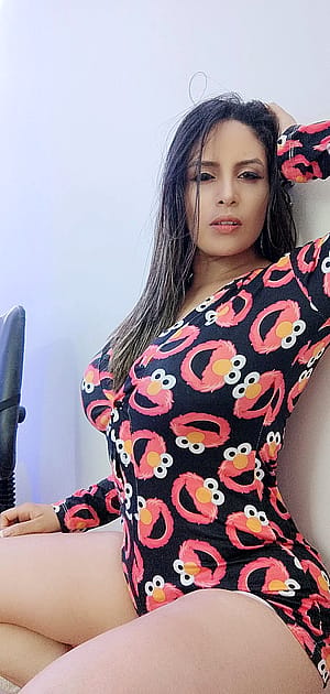 in my cute elmo outfit'