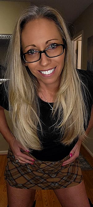 Do I look like a 52yo mom?'
