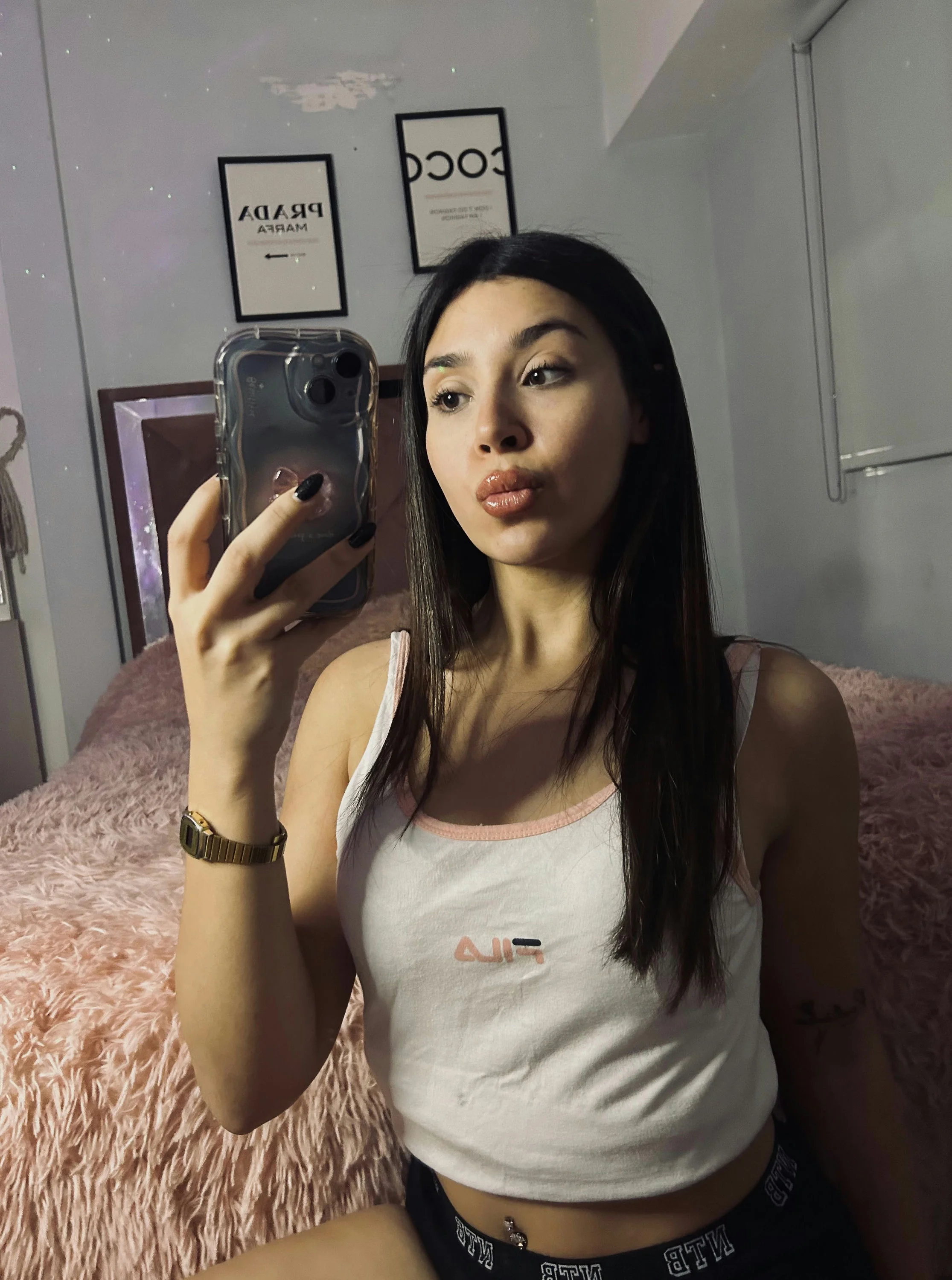 Would I be your ideal girlfriend? picture 1 of 1