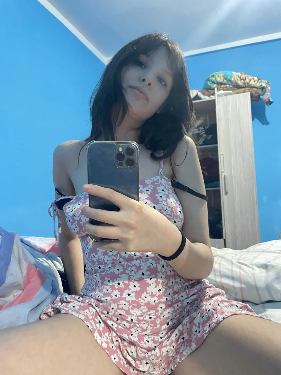 barely legal and looking forward to having fun picture 1 of 1