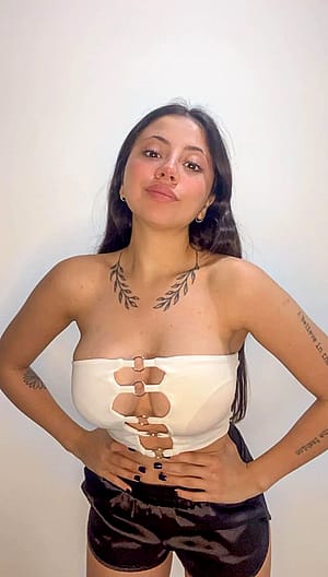 Am I really hot? F19'