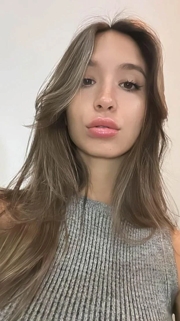 these lips could belong to you picture 1 of 1