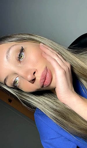 ready for a kiss'