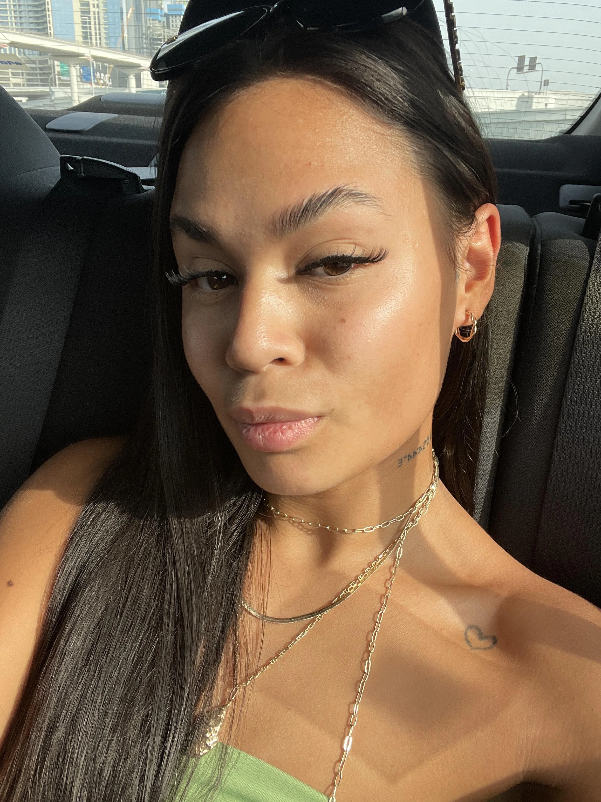 Confidence is sexy, and I’ve got it in spades. picture 1 of 1