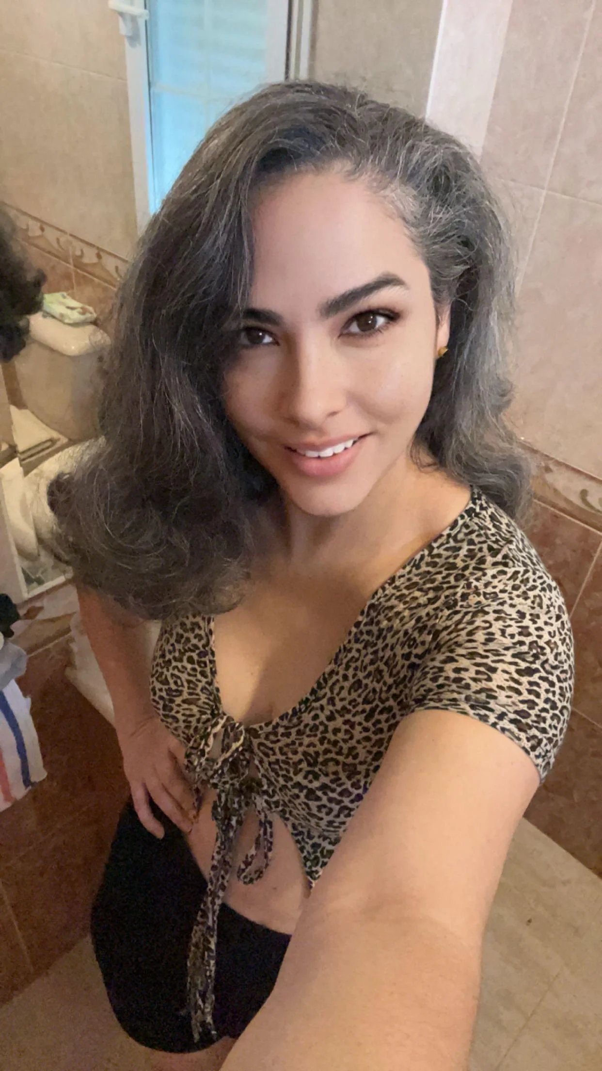 Would this sexy pic make you feel better picture 1 of 1