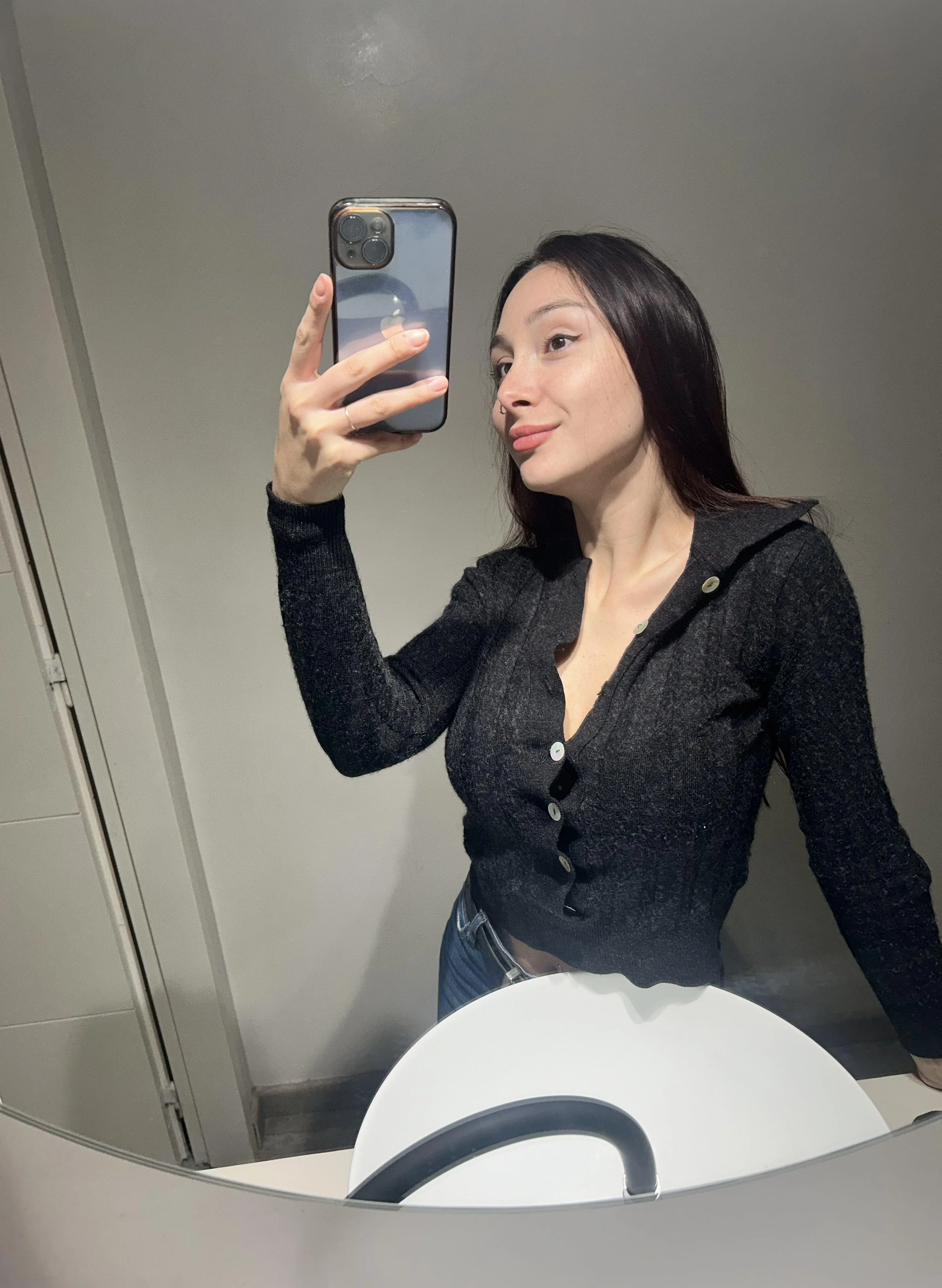 A quick selfie today to make me feel good picture 1 of 1
