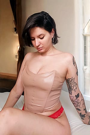 I am woman, I am fearless I am sexy, I'm divine'