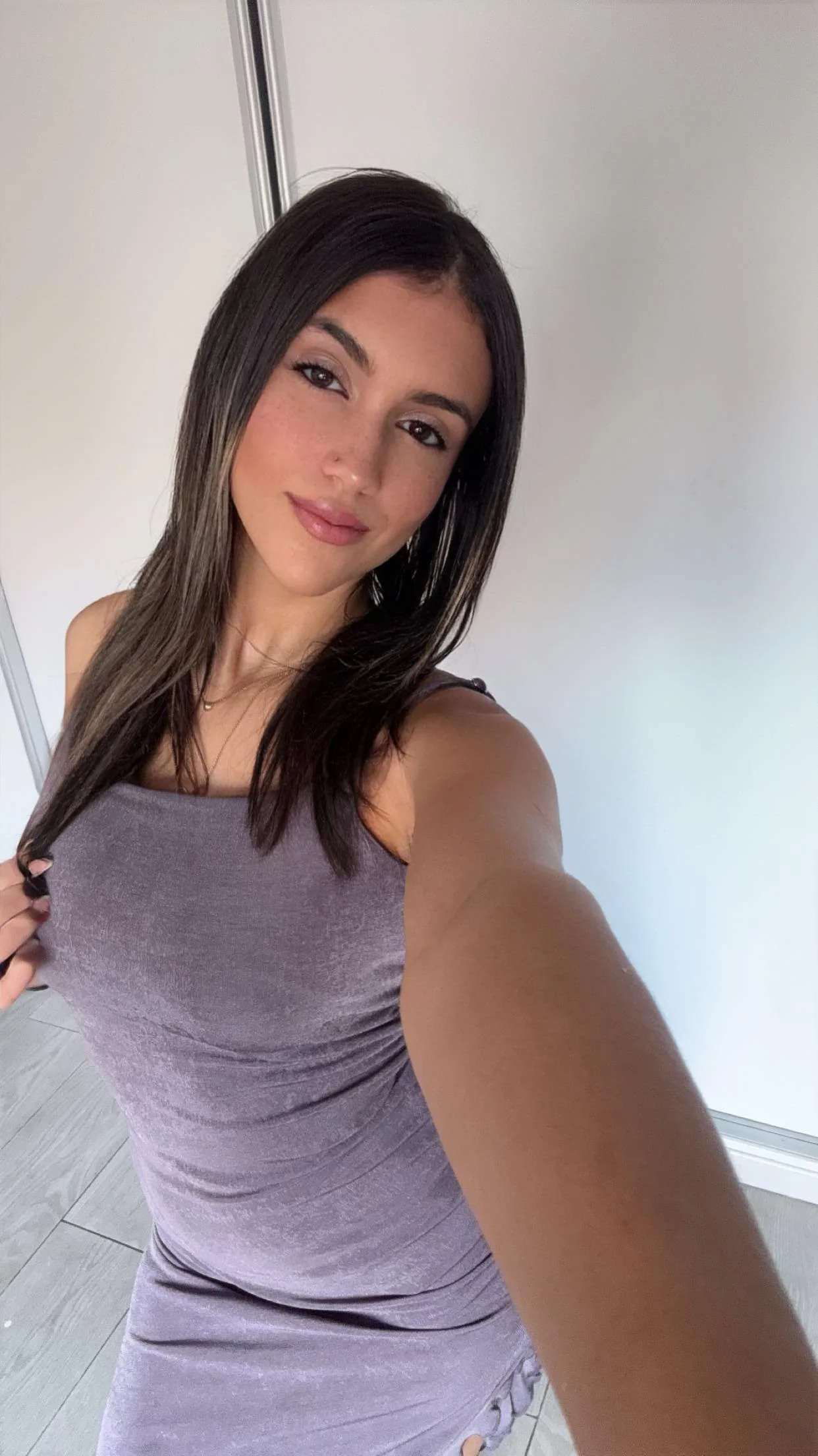 What sexy look actually makes your blood rush picture 1 of 1