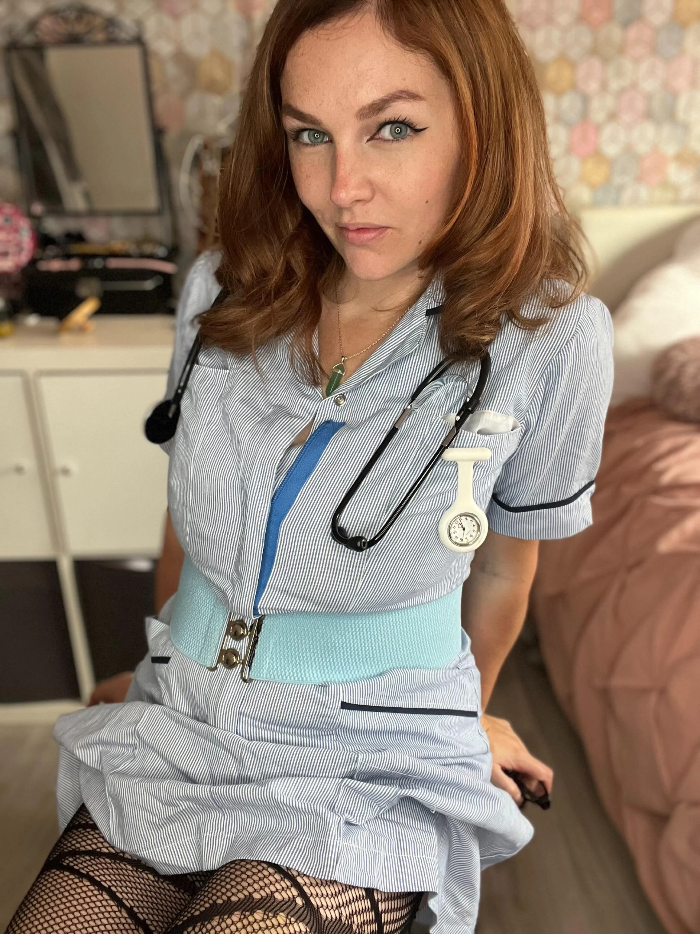 Feeling pretty, inside and out. picture 1 of 1