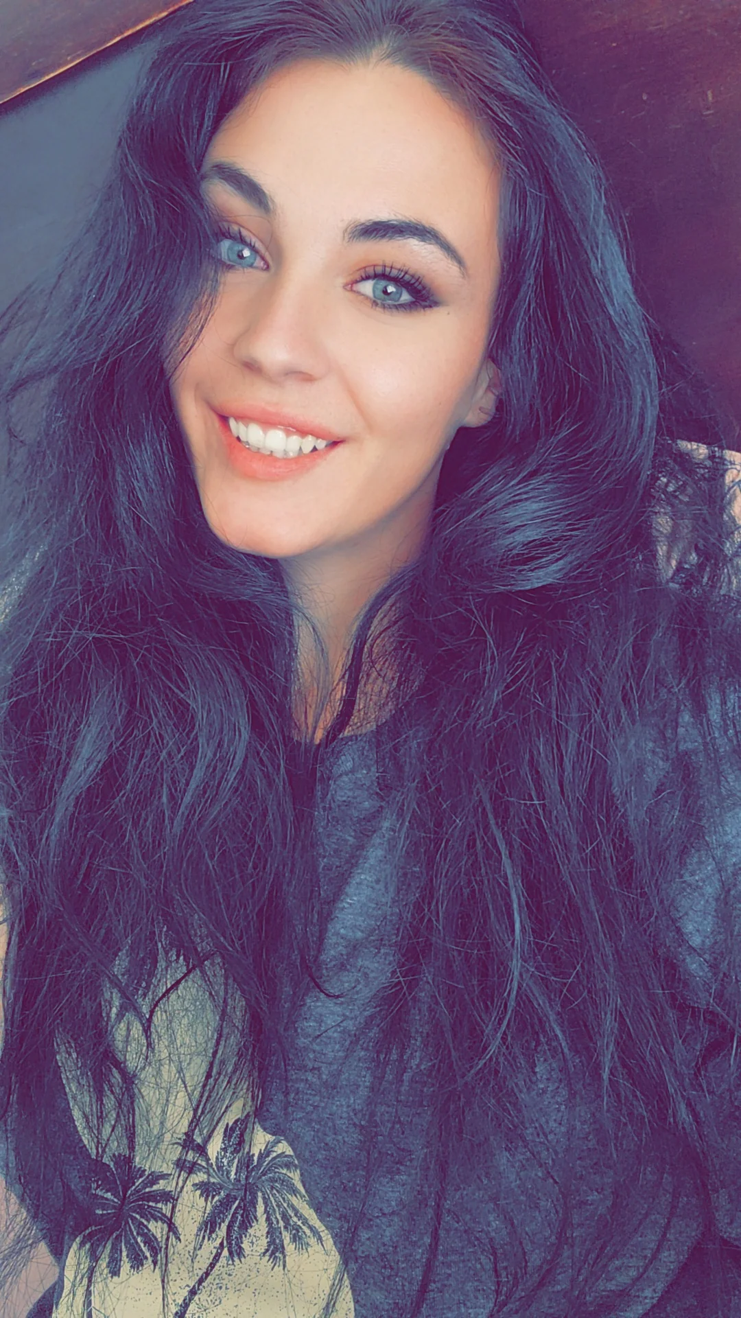 I would like to know, am I hot? F24 picture 1 of 1
