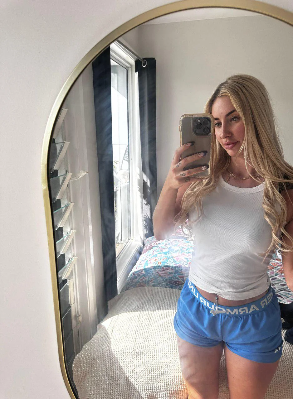 I tried my best to look sexy for you picture 1 of 1