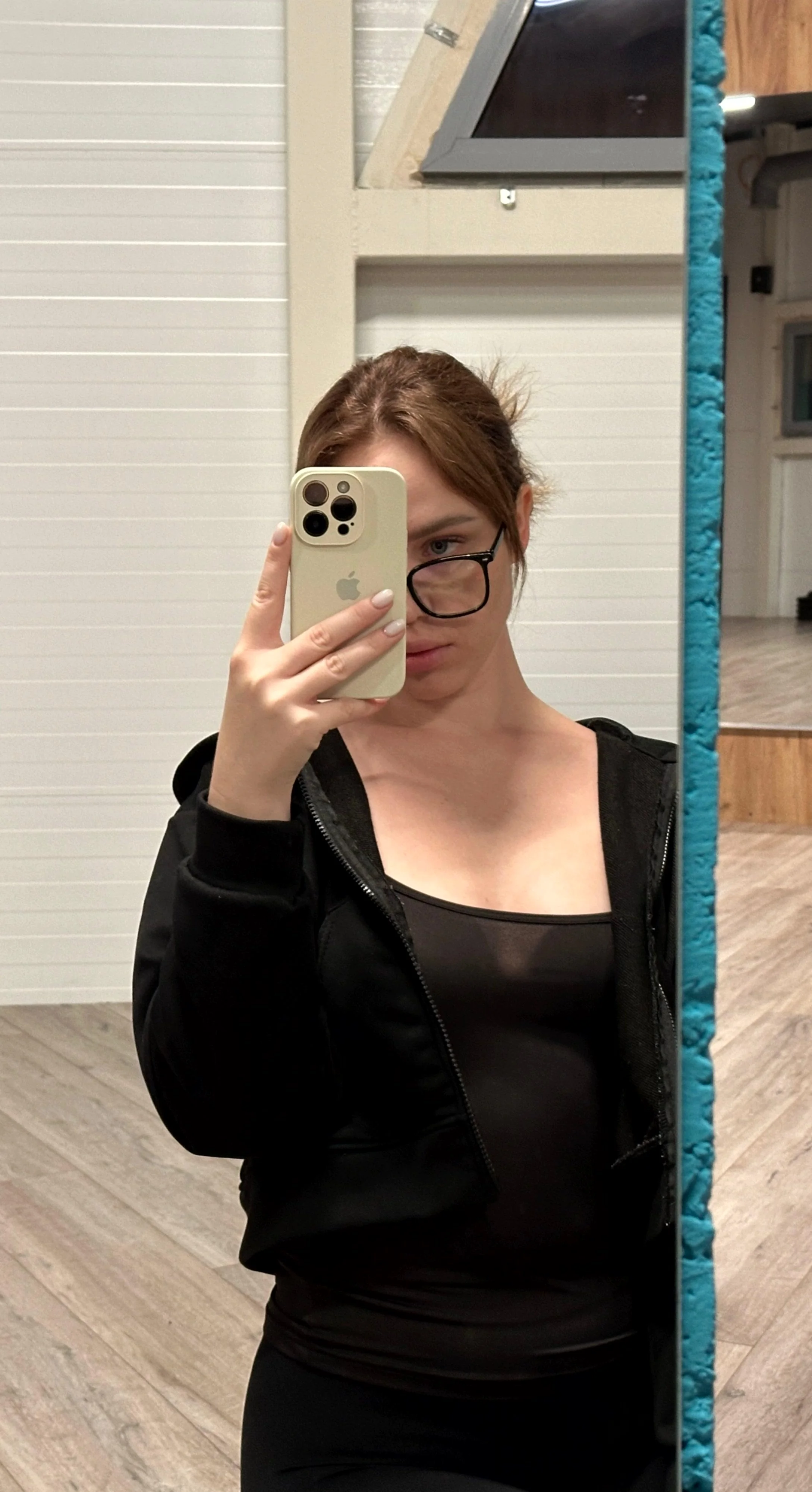 do you think im sexy looking? picture 1 of 1