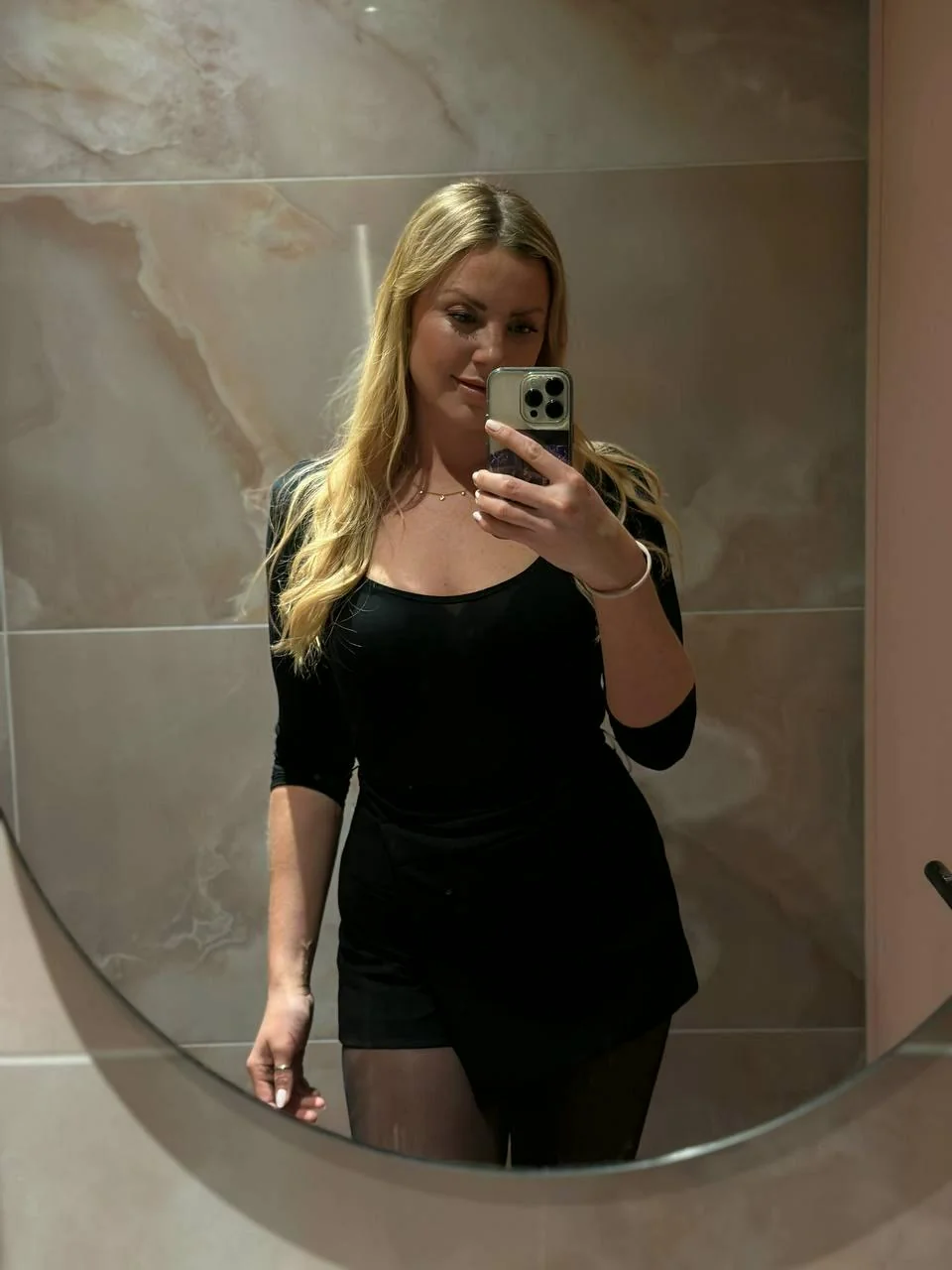 Quick selfie, I think I look hot in my new dress picture 1 of 1