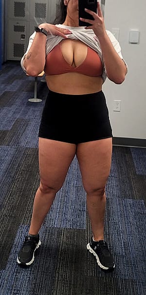 In the gym to look nice'