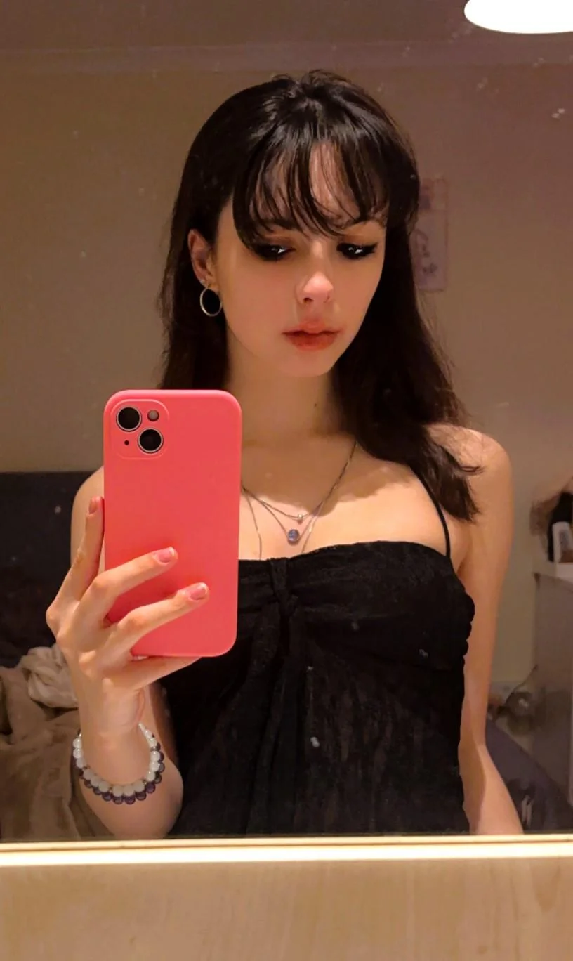 feeling classy on this black top picture 1 of 1
