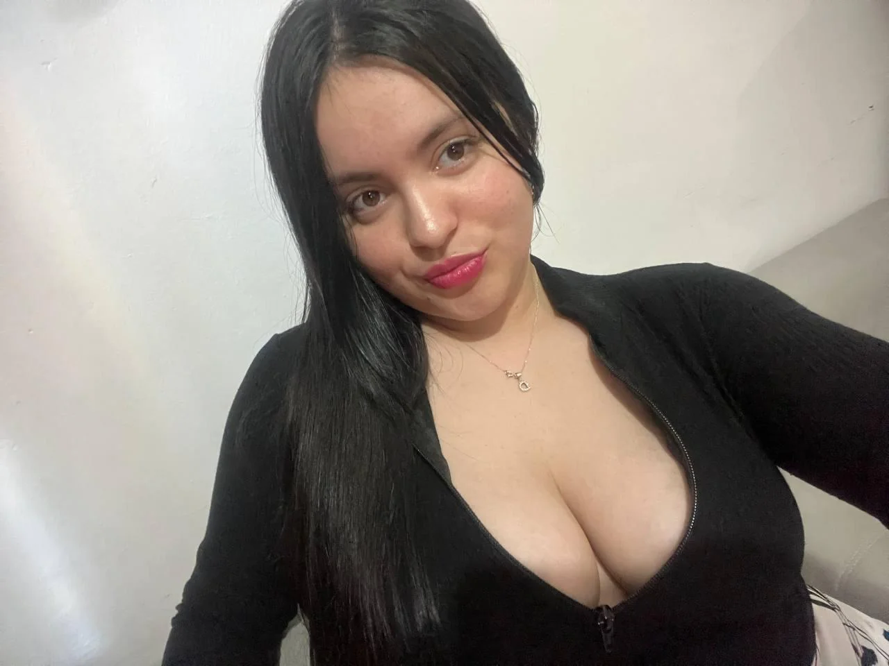 Just curious how you would rate me F19 picture 1 of 1