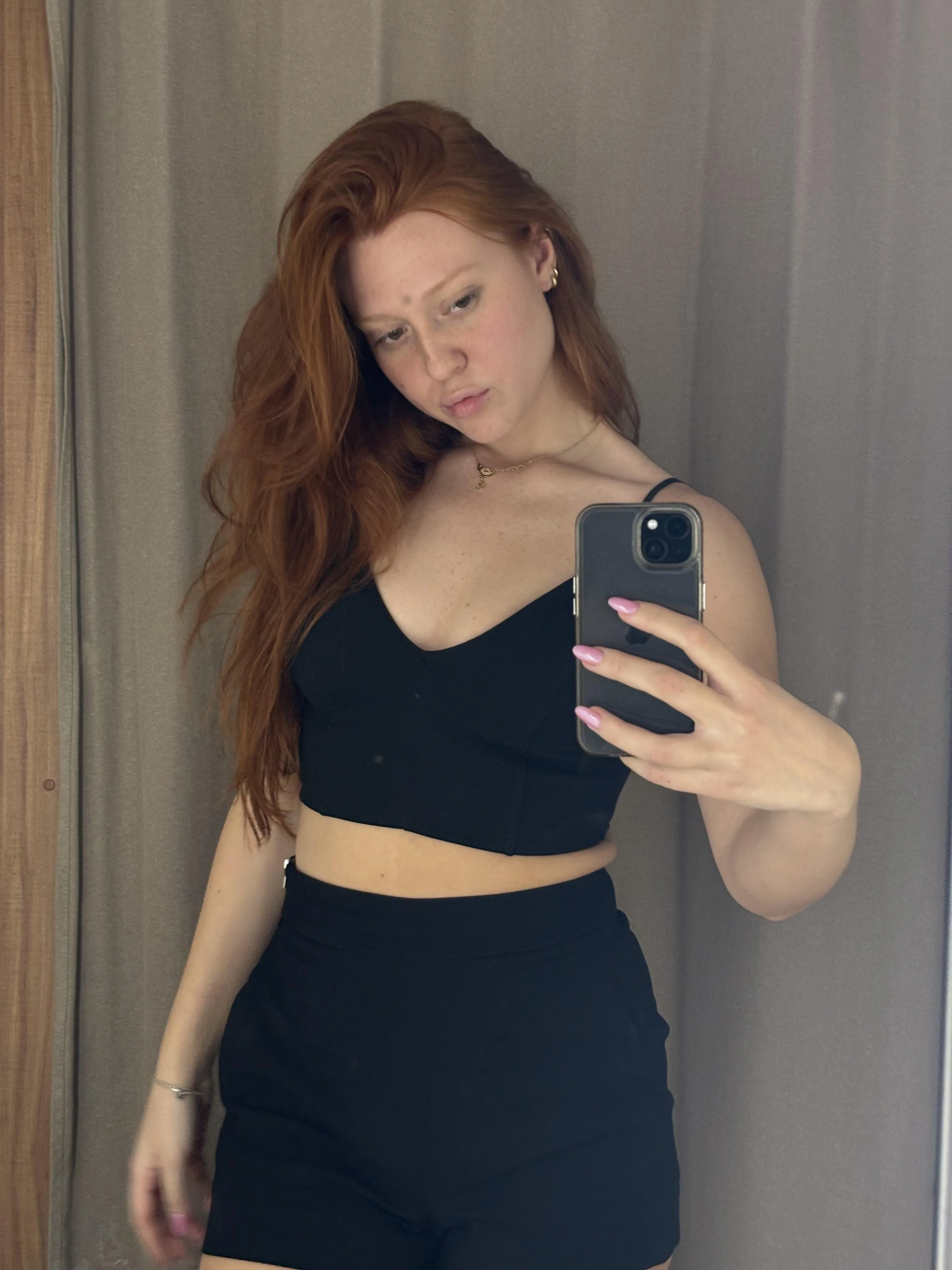 Am I hot for a 18y/o? picture 1 of 1