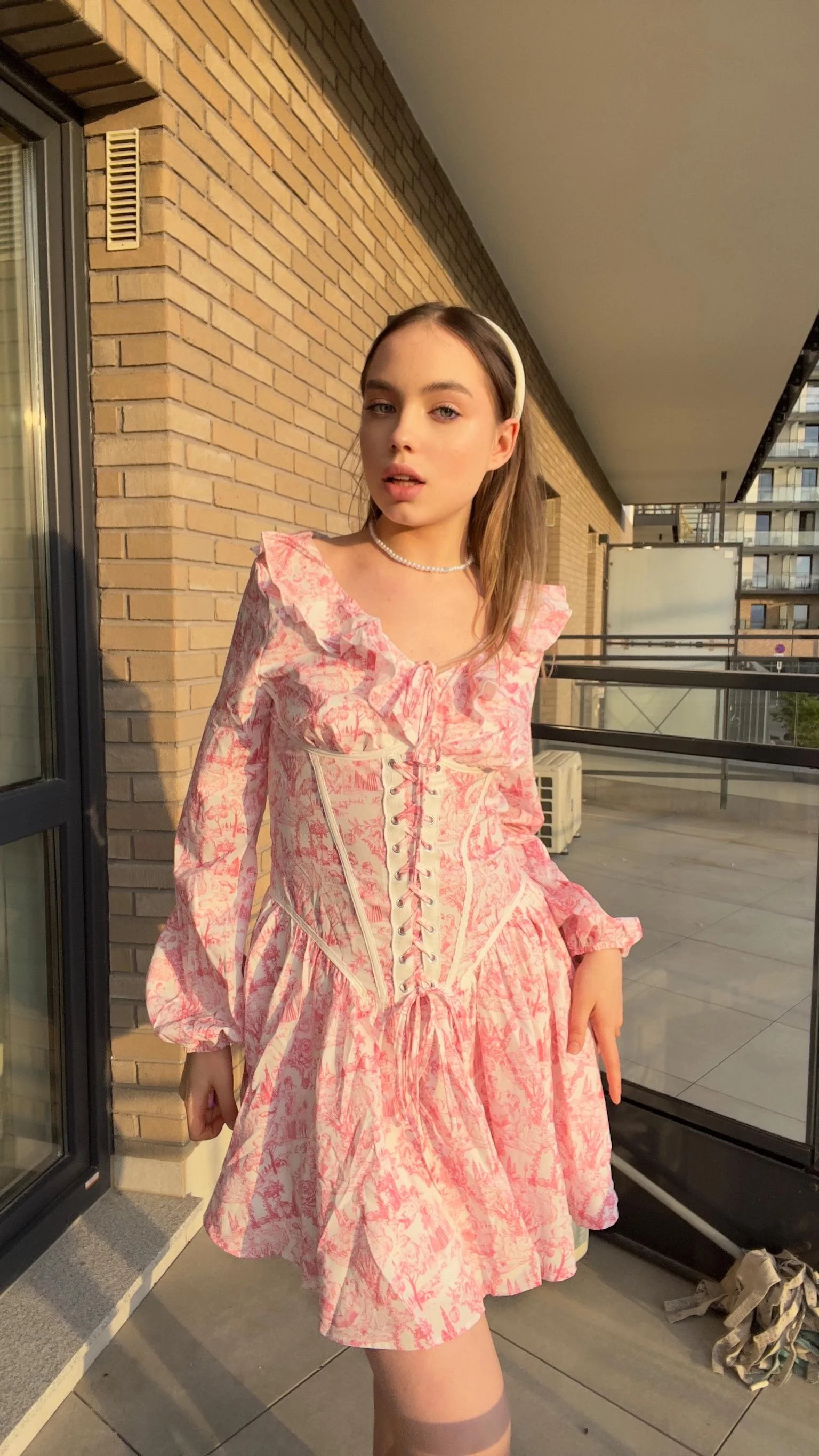 Does a light dress suit me? picture 1 of 1