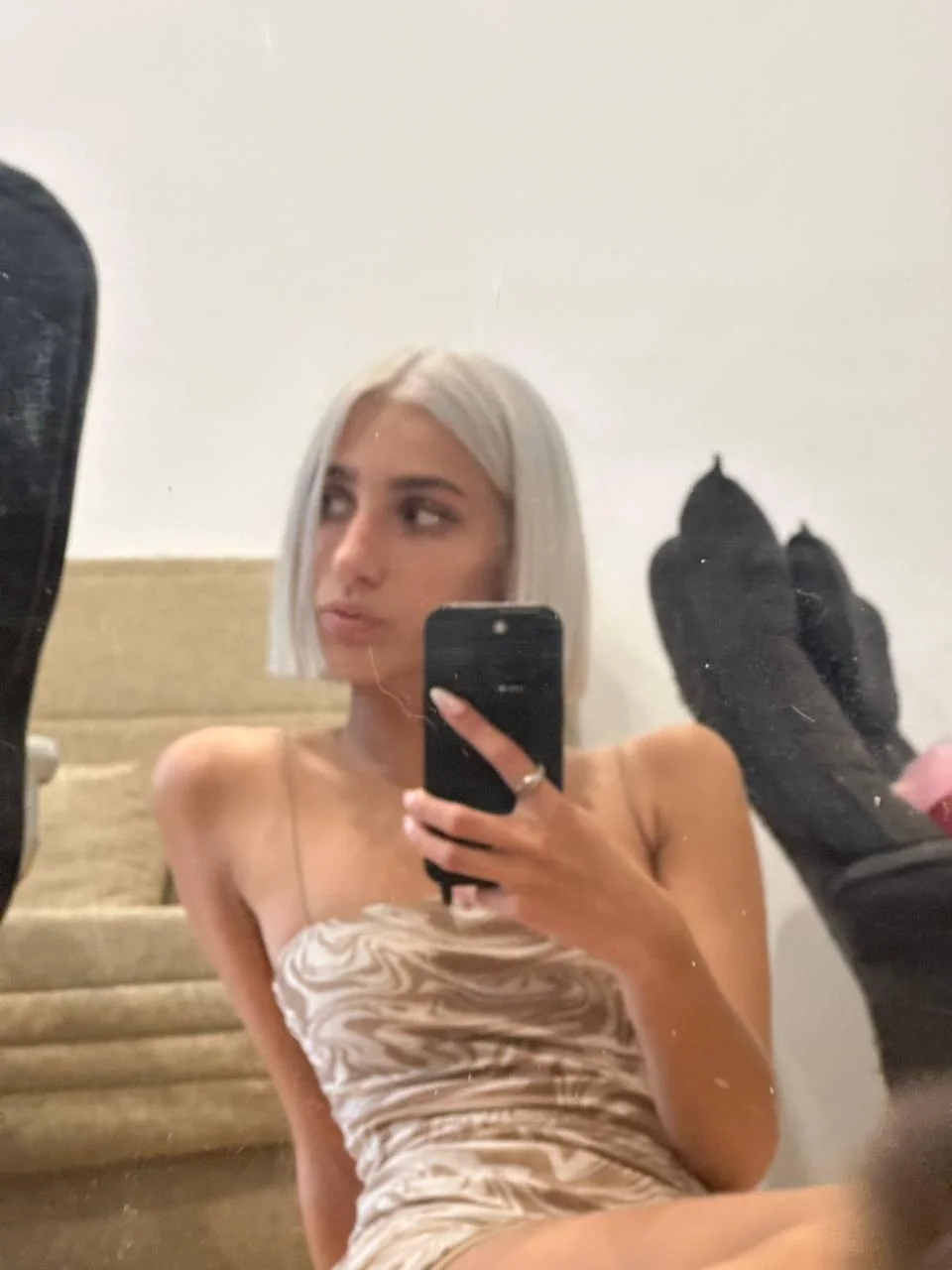 i need your help picture 1 of 1