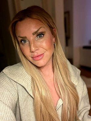 Simple but still hot'