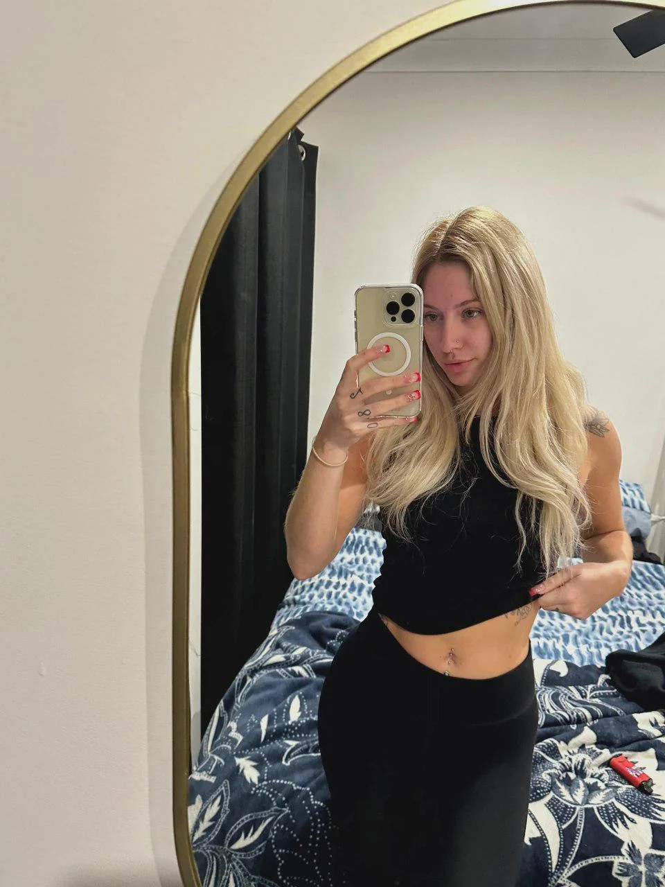 I tried my best to look sexy for u picture 1 of 1