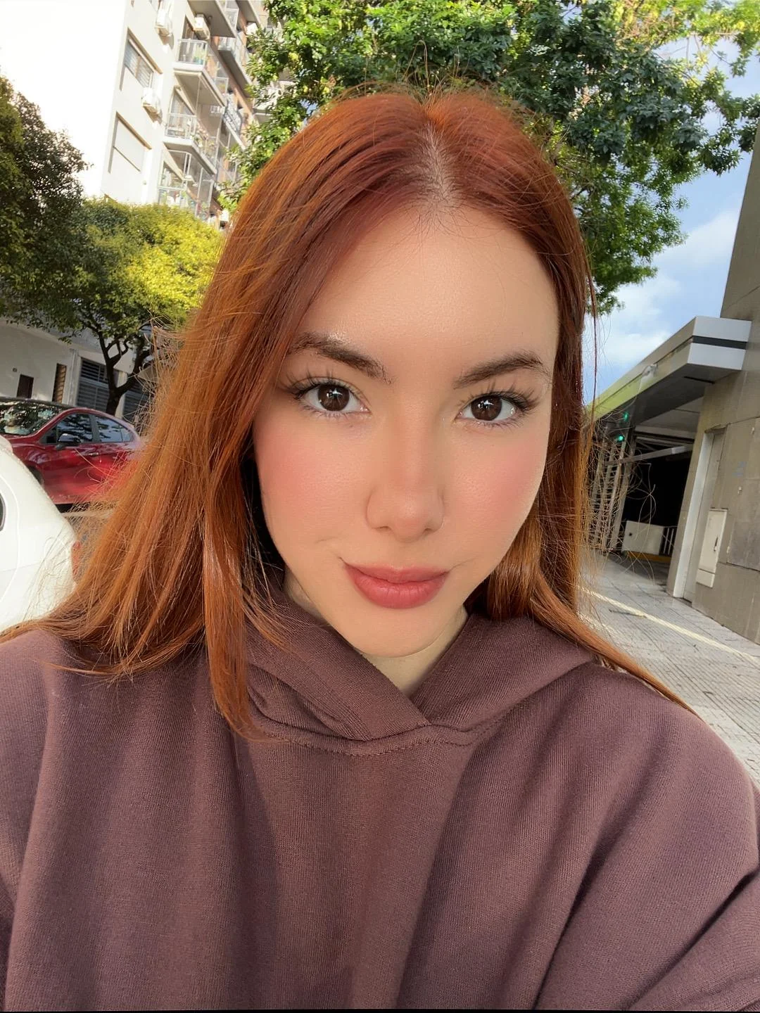makeup on point to start the week picture 1 of 1