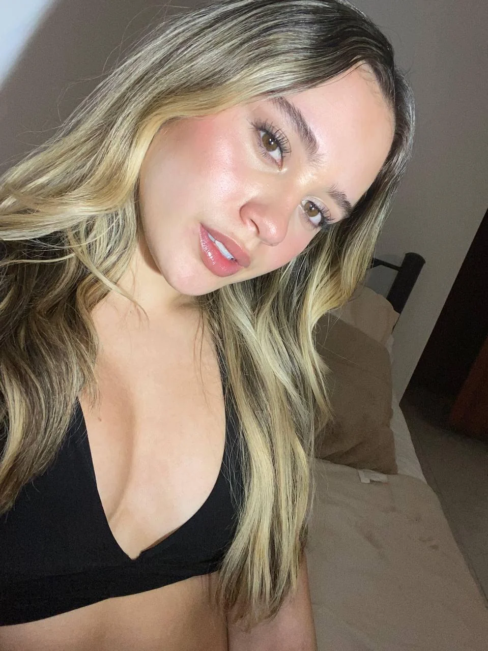 Low-key vibes, am I on the right track? picture 1 of 1