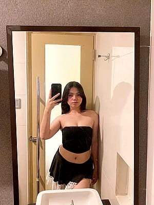 Sorry for making you wet guess I’m just too hot'